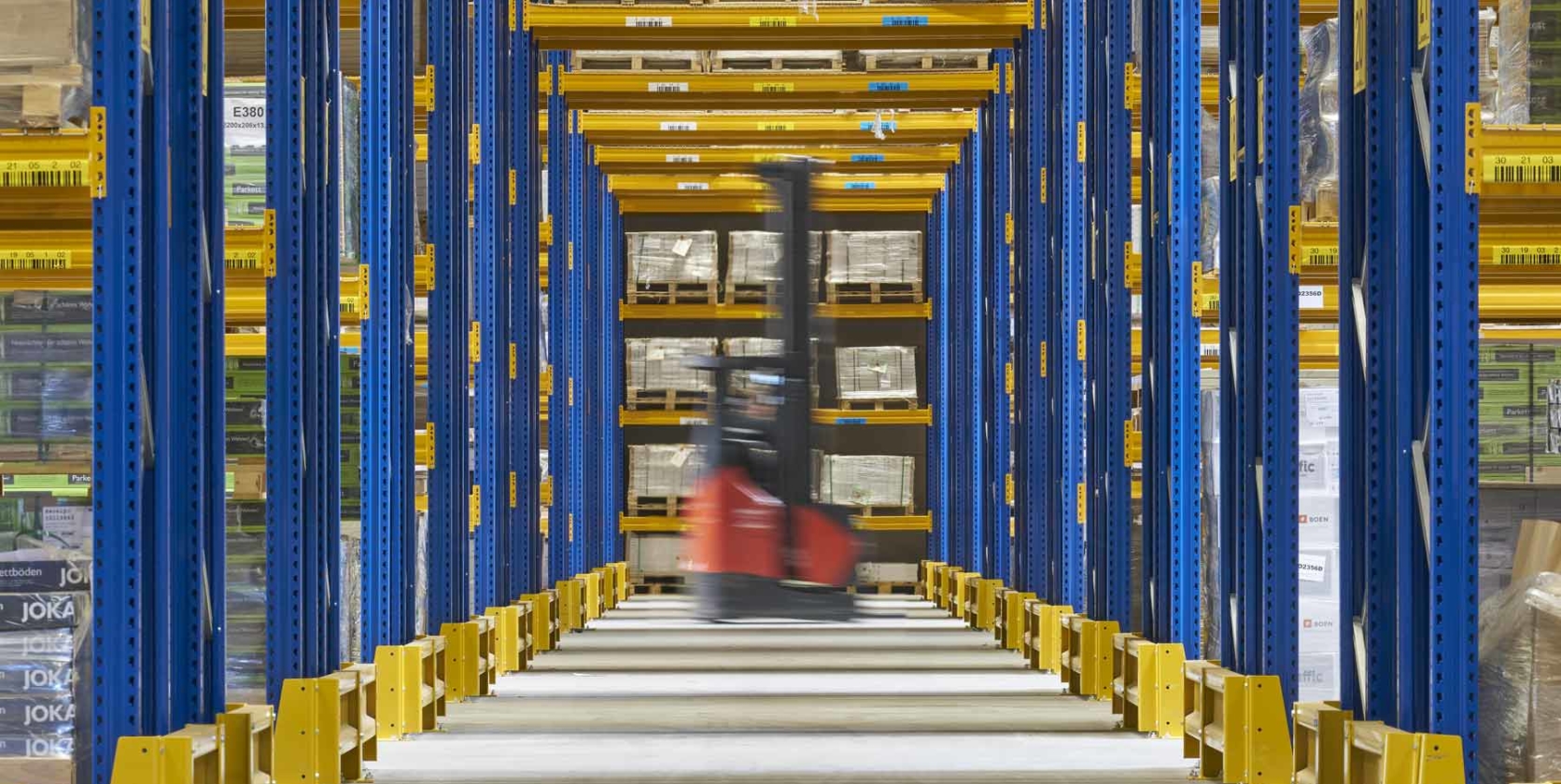 Zentrallager Verwaltung Kassel Jordan | Projekte im Industrie- und Logistikbau