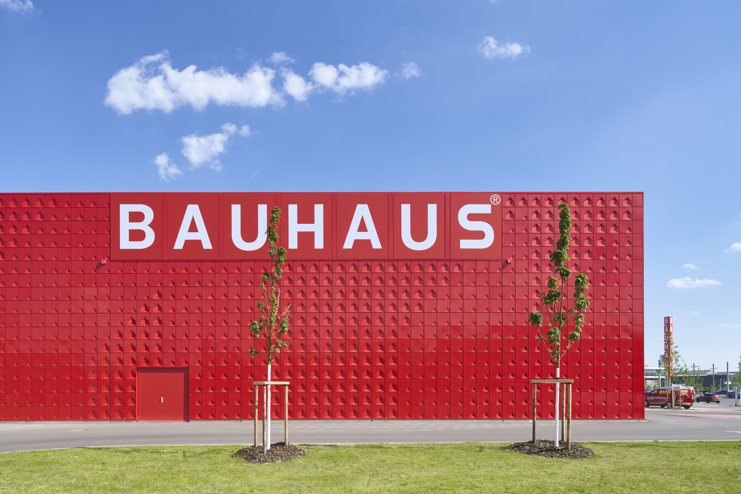 Neubau BAUHAUS Fachcentrum Düsseldorf-Rath | SHA Scheffler Helbich Architekten