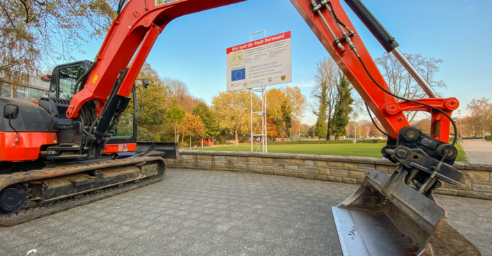 Erster Spatenstich Umbau Hoeschpark Web Roland Gorecki 02