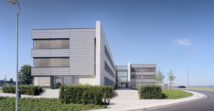 Flughafenverwaltung Dortmund (1) Flughafenverwaltung Dortmund (1)