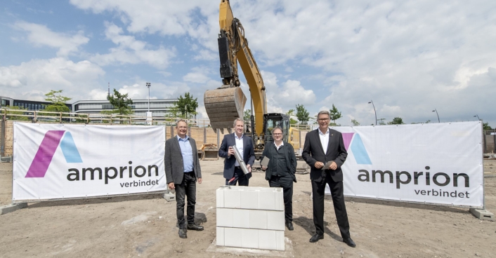 Grundsteinlegung Projekthaus (c) Frauke Schumann Grundsteinlegung Projekthaus (c) Frauke Schumann