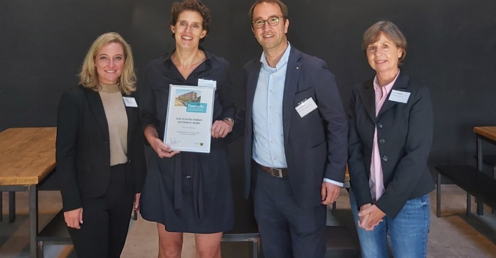 Auszeichnungsveranstaltung FamUnDo Auszeichnungsveranstaltung FamUnDo